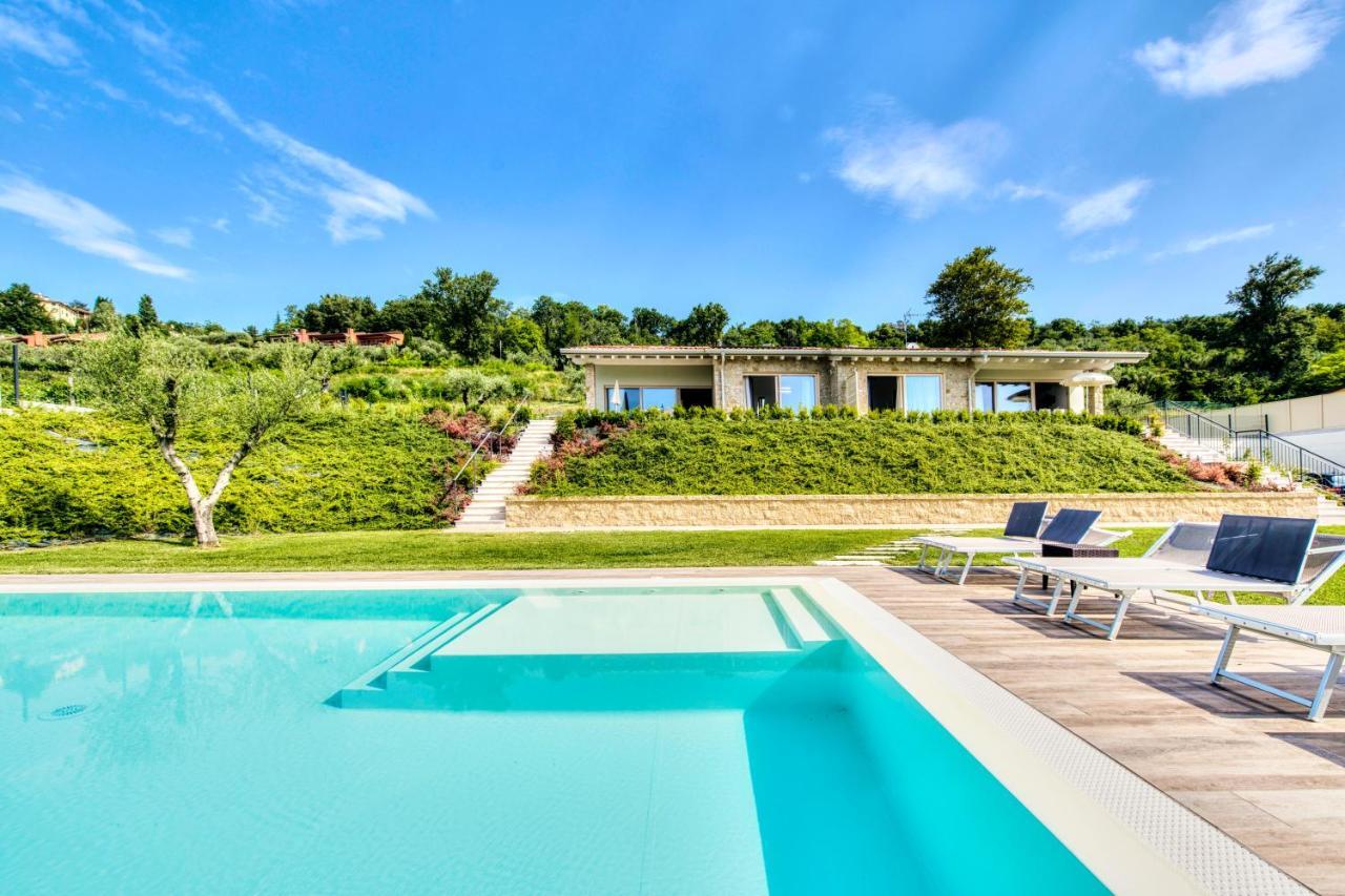 Brusadela Garda Apartment