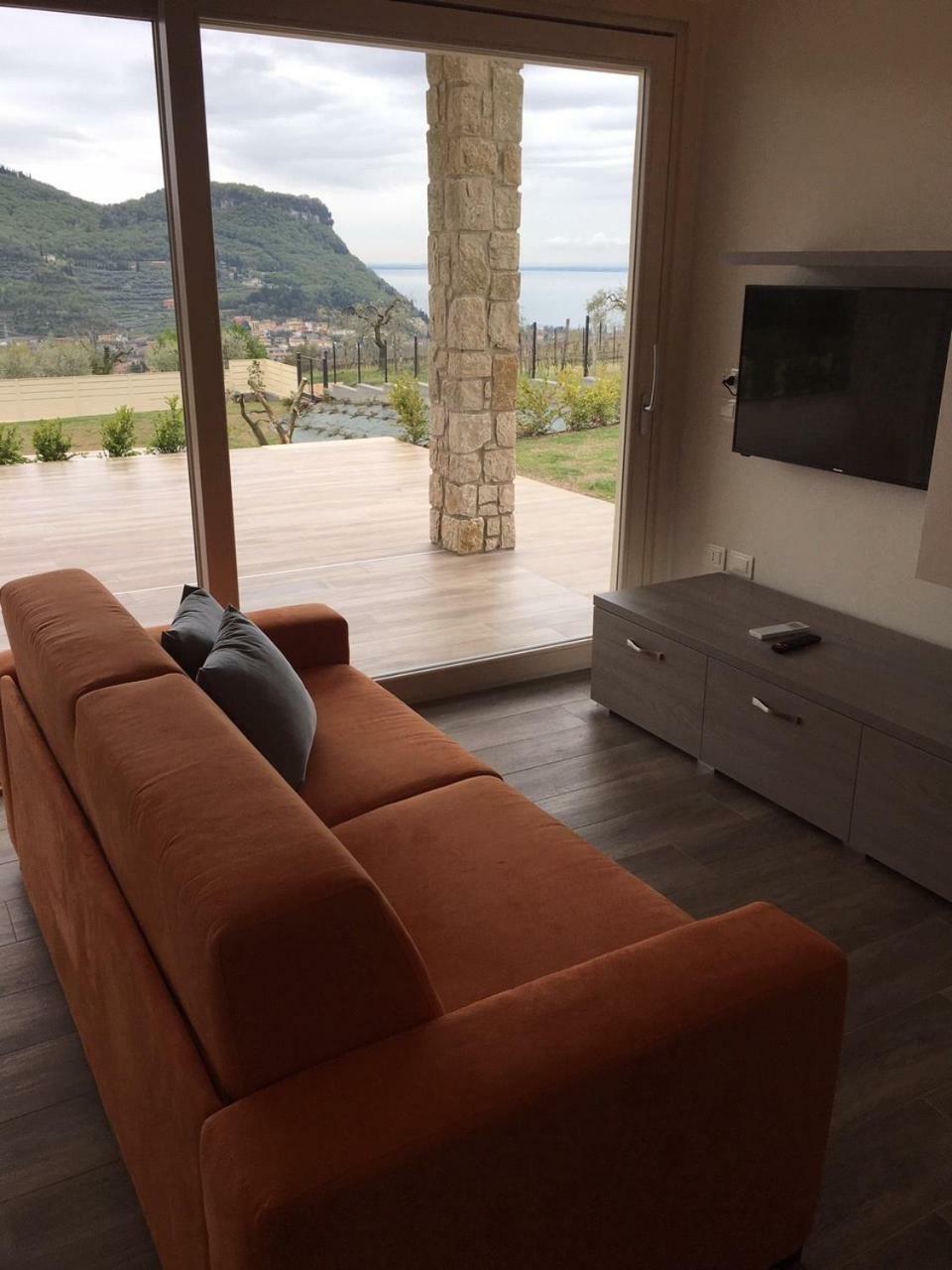 Brusadela Garda Apartment *
